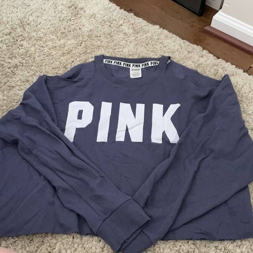 PINK cropped navy shirt